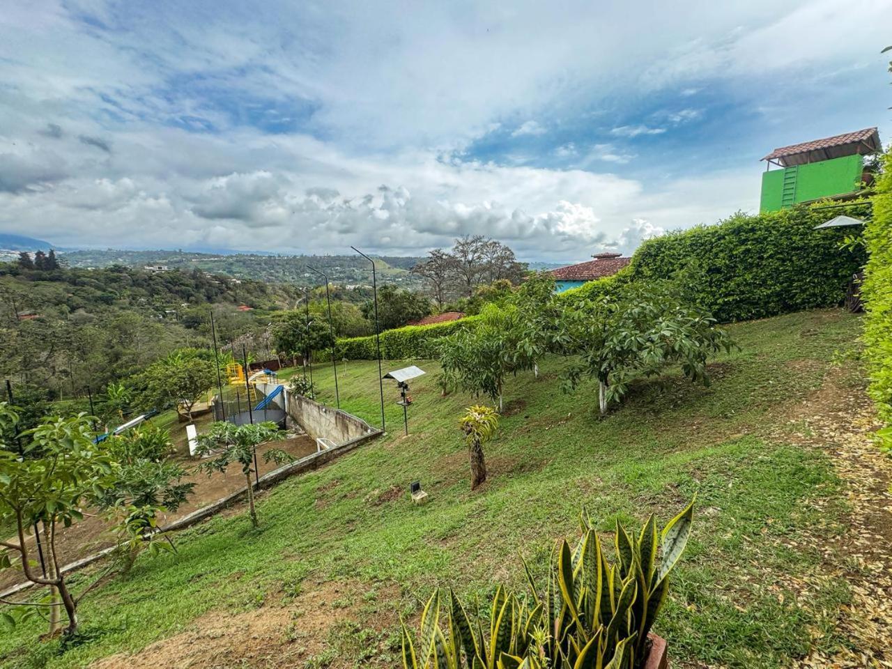 Casa Campestre Esperanza Country house *